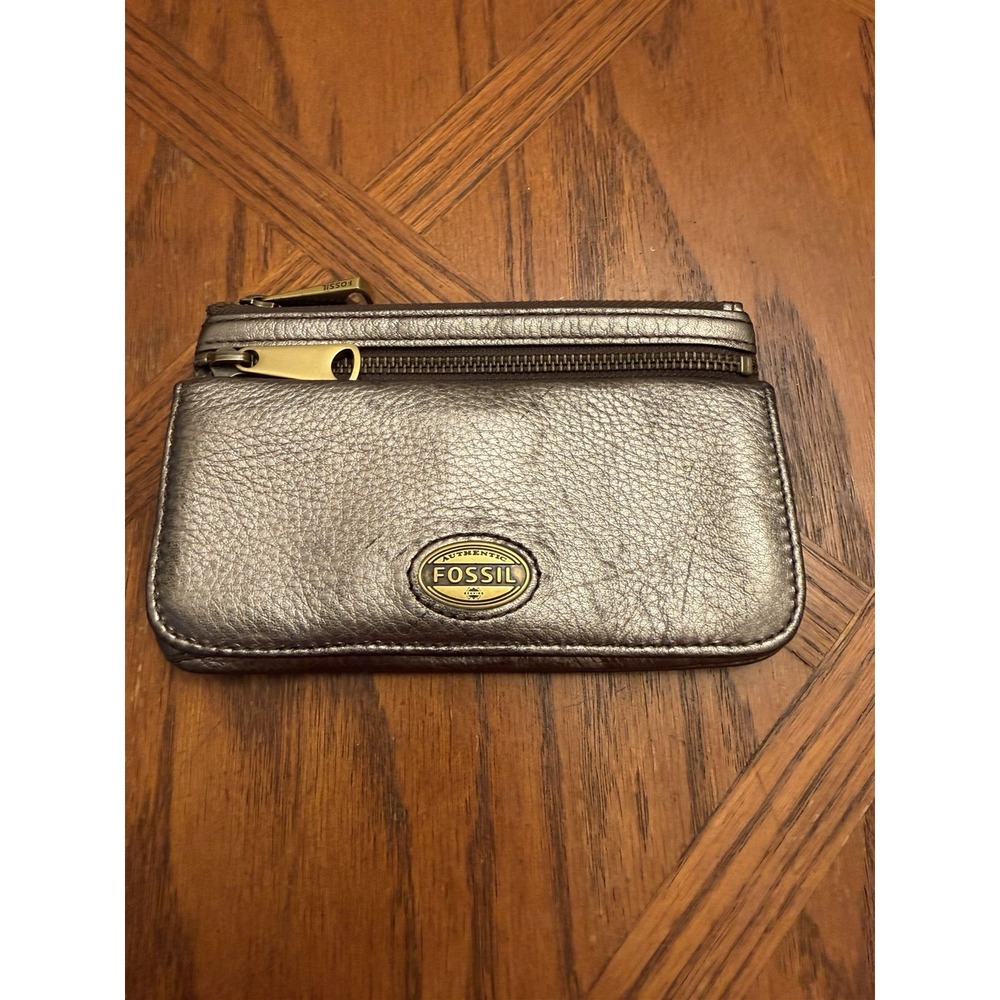 Fossil Explorer Flip Clutch Wallet Silver Metalic Pewter Bronze Leather & Brass